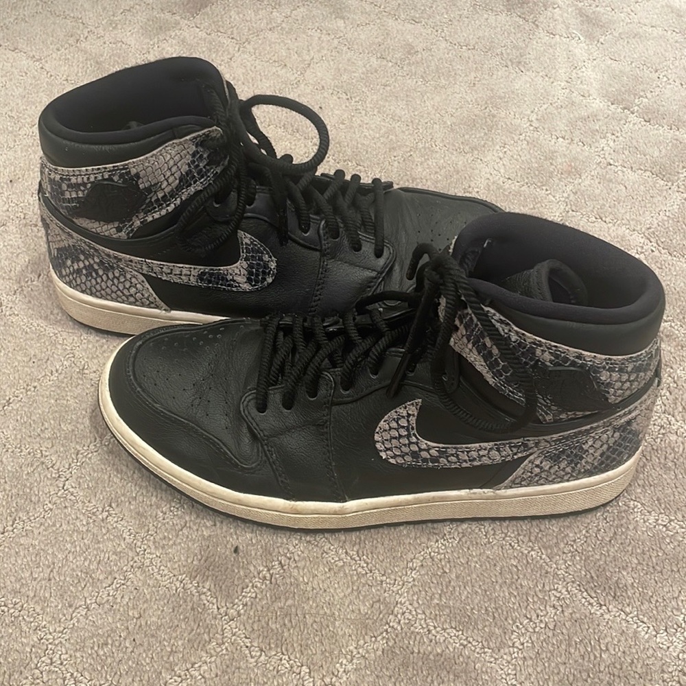 Women’s Air Jordan retro high premium “snakeskin”